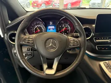 MERCEDES-BENZ V 300 d EditionSport Airmatic Distr 8S…