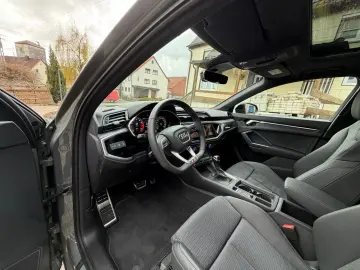AUDI Q3 Sportback 40 TFSI quattro S line