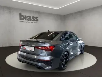 AUDI RS 3 Limousine 3 294(400) kW(PS) S tronic