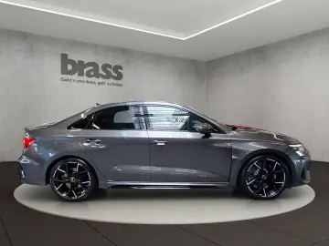 AUDI RS 3 Limousine 3 294(400) kW(PS) S tronic
