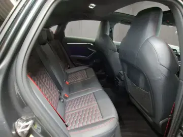 AUDI RS 3 Limousine 3 294(400) kW(PS) S tronic