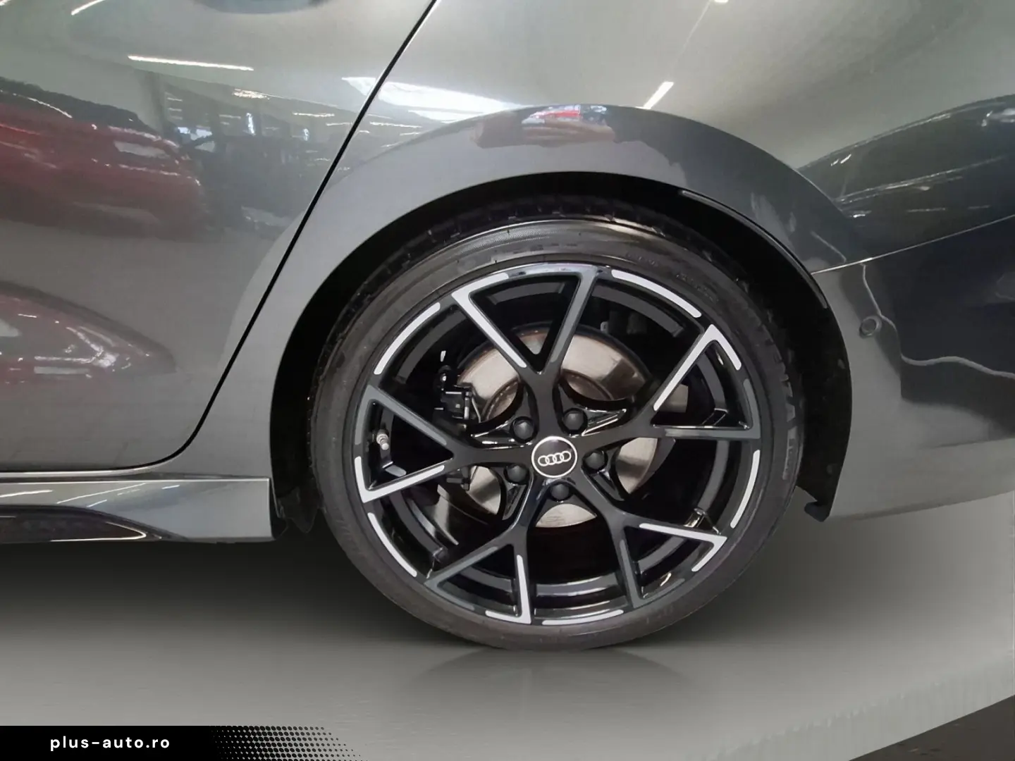 AUDI RS 3 Limousine 3 294(400) kW(PS) S tronic