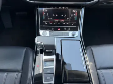 AUDI A8 60 TFSI e Qu. S-Line Matrix Leder 360  Black