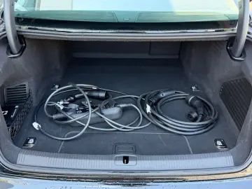 AUDI A8 60 TFSI e Qu. S-Line Matrix Leder 360  Black