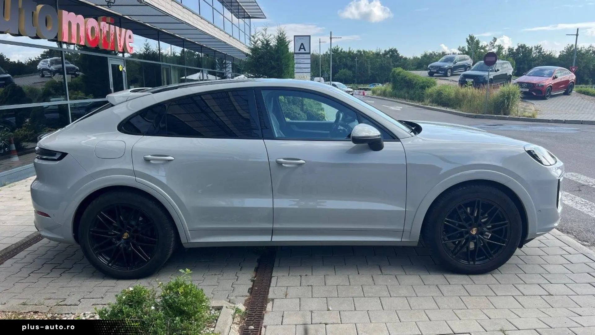 PORSCHE CAYENNE COUPE