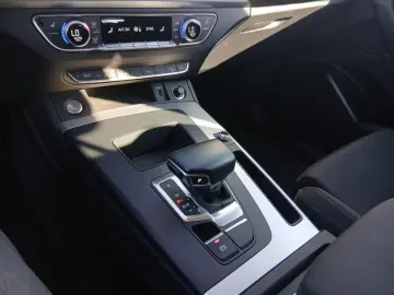 AUDI Q5 Sportback 40 TFSI qu. Adv. S tronic  NAV