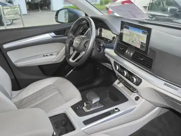 AUDI Q5 45 TFSI quattro advanced