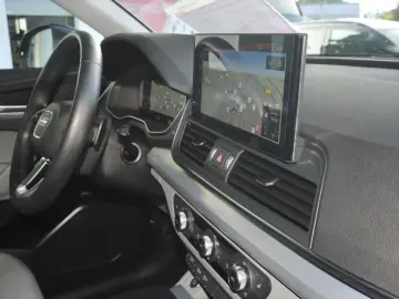 AUDI Q5 45 TFSI quattro advanced