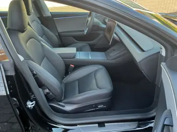 TESLA Model 3 Long Range RWD Autopilot Panorama-GD AHK