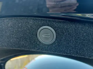 TESLA Model 3 Long Range RWD Autopilot Panorama-GD AHK