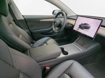 TESLA Model 3 Long Range Dual Motor A.Pilot Pr. Int.