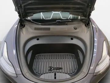 TESLA Model 3 Long Range Dual Motor A.Pilot Pr. Int.