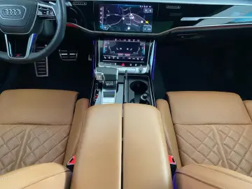 Audi A8 50 TDI quattro S line PANO HUD STHZG AHK 360