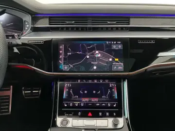 Audi A8 50 TDI quattro S line PANO HUD STHZG AHK 360
