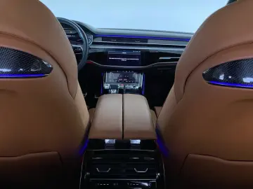 Audi A8 50 TDI quattro S line PANO HUD STHZG AHK 360