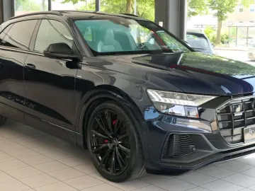AUDI Q8 55 TFSI quattro competiton plus S-Line 23
