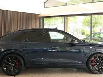AUDI Q8 55 TFSI quattro competiton plus S-Line 23