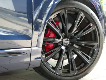 AUDI Q8 55 TFSI quattro competiton plus S-Line 23