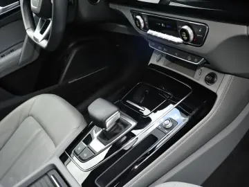 AUDI Q5 45 TFSI quattro S-line Pano B&O