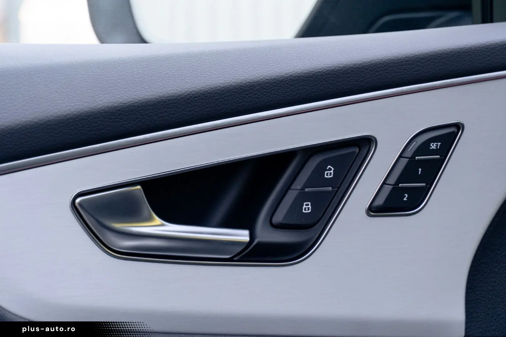 AUDI Q8 50 TDI QUATTRO.SLINE.B&O.PANO.SOFT.AHK.2STÜCK