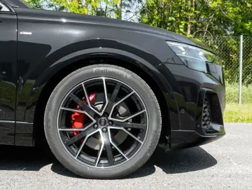 AUDI Q8 50 TDI QUATTRO.SLINE.B&O.PANO.SOFT.AHK.2STÜCK