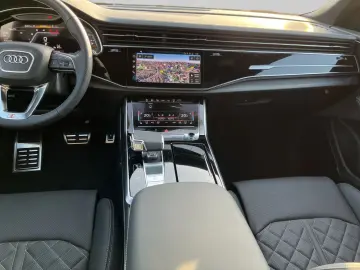 AUDI Q8 50 TDI quattro S Line Pano Matrix Sthz ACC Le