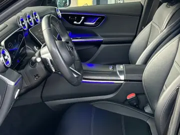 MERCEDES-BENZ GLC 200 4M AMG PANO HEADUP AMB 360 BUR…