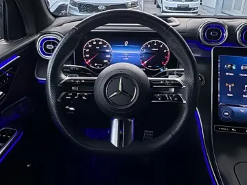 MERCEDES-BENZ GLC 200 4M AMG PANO HEADUP AMB 360 BUR…