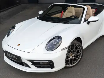 PORSCHE 992 Carrera Cabriolet BOSE