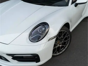 PORSCHE 992 Carrera Cabriolet BOSE
