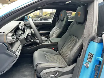 LAMBORGHINI URUS CARBON PACKET