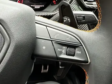 LAMBORGHINI URUS CARBON PACKET