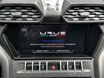 LAMBORGHINI URUS CARBON PACKET