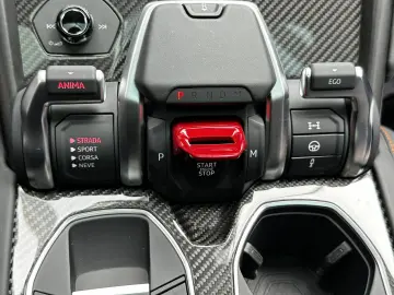 LAMBORGHINI URUS CARBON PACKET