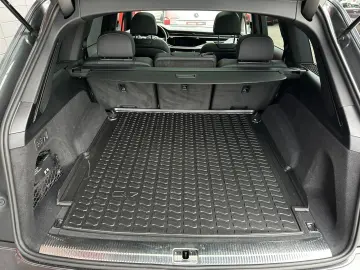 AUDI Q7 50TDI QUATTRO S LINE MATRIX