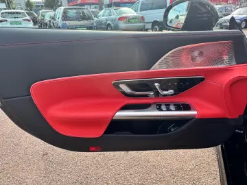 MERCEDES-BENZ SL 43 AMG