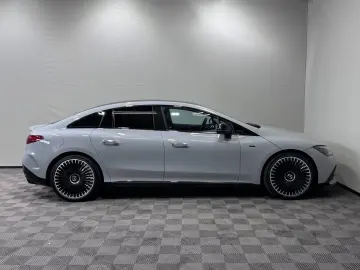 MERCEDES-BENZ EQE 53 AMG 4M  Night II  Hyper Sitzkli…