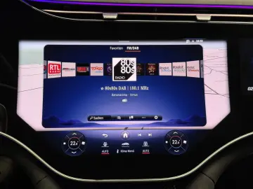 MERCEDES-BENZ EQE 53 AMG 4M  Night II  Hyper Sitzkli…