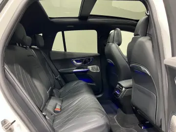 MERCEDES-BENZ EQE 350 4M AMG Premium AIRM HUD AHK Si…