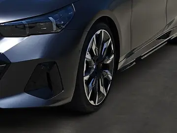 BMW i5 M60 xDrive M Sport Pro