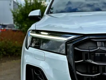 AUDI Q7 50TDI qu S LINE BLACK PANO MEMORY