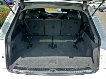AUDI Q7 50TDI qu S LINE BLACK PANO MEMORY