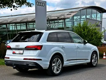 AUDI Q7 50TDI qu S LINE BLACK PANO MEMORY