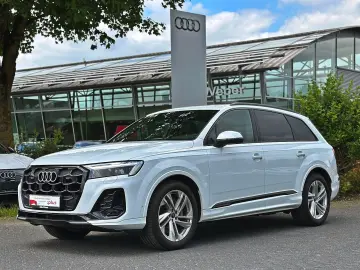 AUDI Q7 50TDI qu S LINE BLACK PANO MEMORY AHK 360  VC