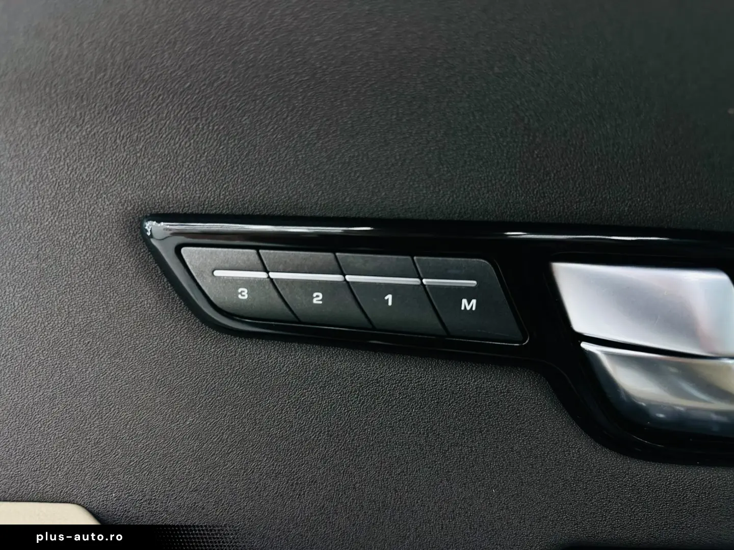 LANDROVER RANGE-ROVER-EVOQUE 2016 2.0D E6 Garantie 12 Luni R
