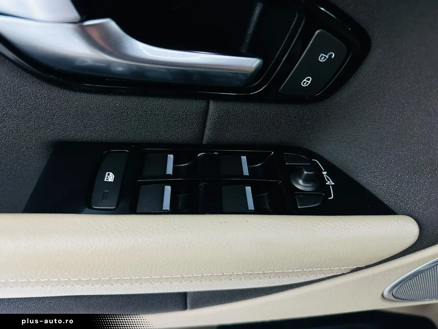 LANDROVER RANGE-ROVER-EVOQUE 2016 2.0D E6 Garantie 12 Luni R