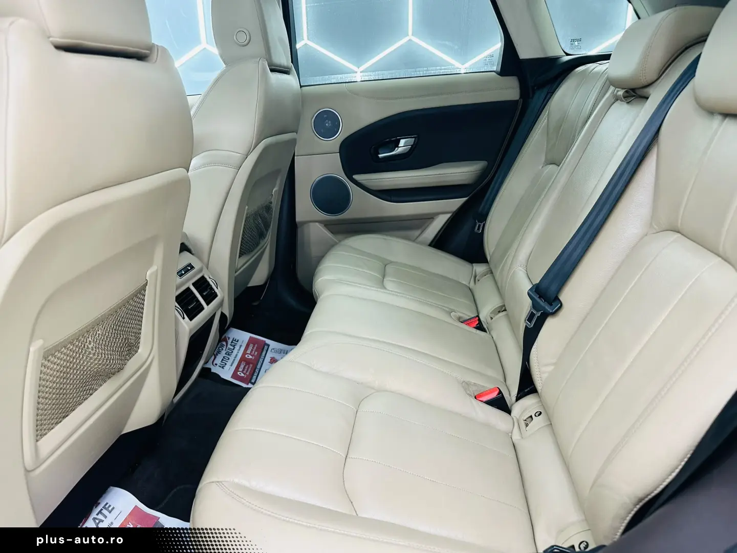 LANDROVER RANGE-ROVER-EVOQUE 2016 2.0D E6 Garantie 12 Luni R