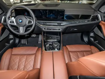 BMW X5 xDrive30d M Sport Pro HuD AHK Pano Stand.