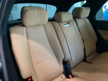 MERCEDES-BENZ GLE 400e AMG Premium Pano Airm. Sbel H…