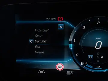 Mercedes-Benz G 400d AMG Line - LIVRARE IMEDIATA!